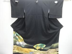 未使用品　仕立て上がり　作家物　地紙に鷺・寺院風景模様留袖（比翼付き）
